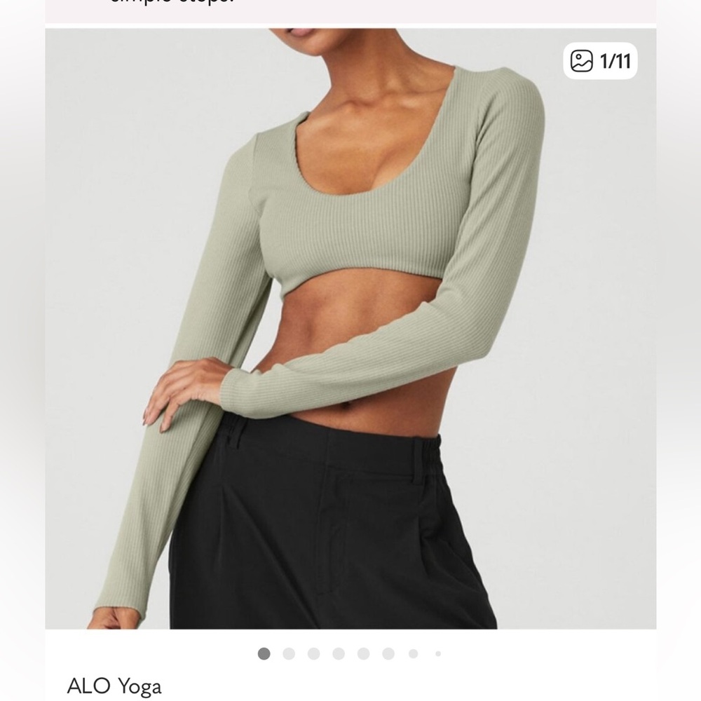 Alo Ribbed Defined Long Sleeve Limestone Cropped Scoop Neck Activewear Top